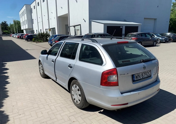 Skoda Octavia cena 16000 przebieg: 370000, rok produkcji 2011 z Warszawa małe 121